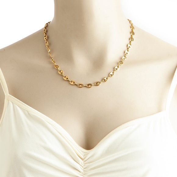 Givenchy Jewelry - VINTAGE Givenchy NECKLACE EUC Gold